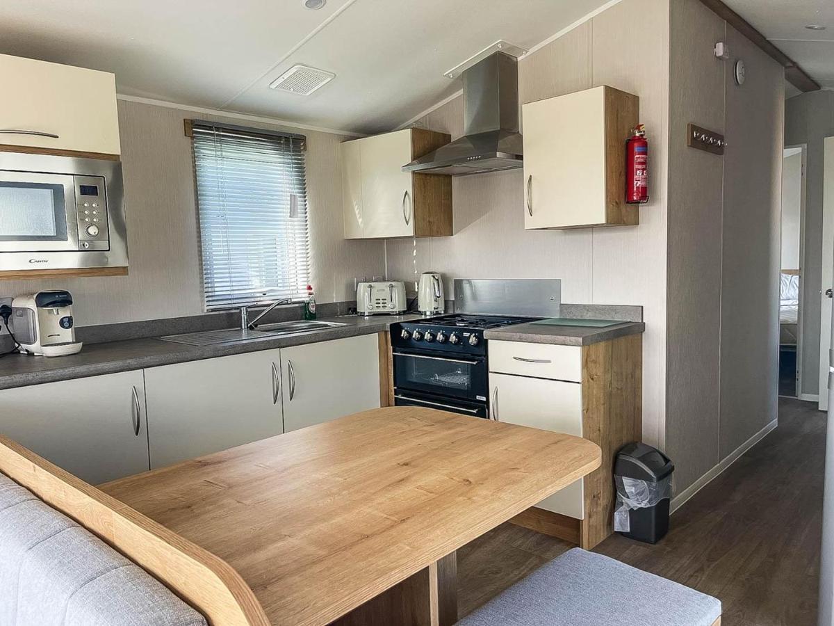 מלון Lund Lovely 8 Berth Caravan For Hire At Barmston Beach Holiday Park Ref 62002O מראה חיצוני תמונה