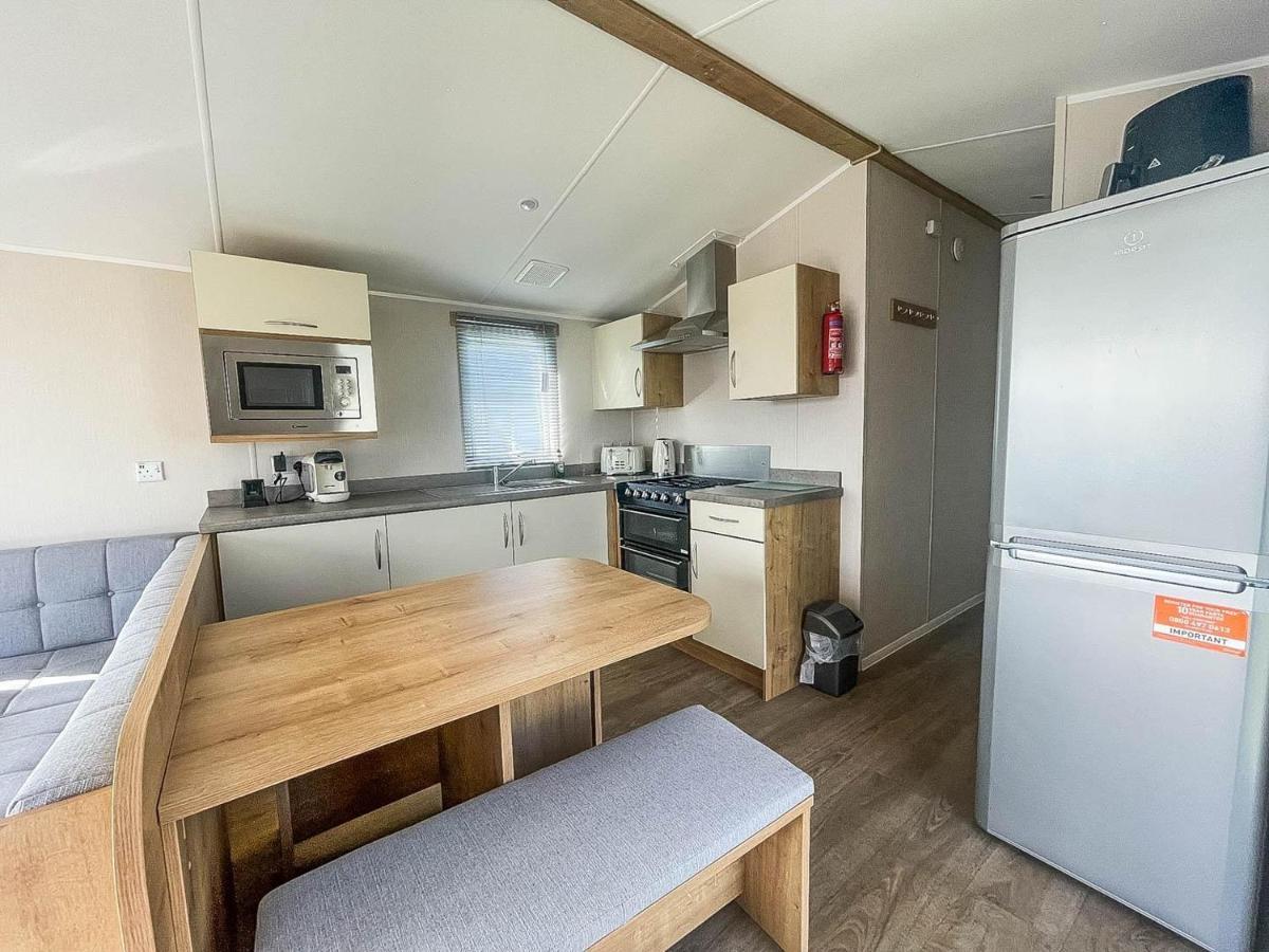 מלון Lund Lovely 8 Berth Caravan For Hire At Barmston Beach Holiday Park Ref 62002O מראה חיצוני תמונה